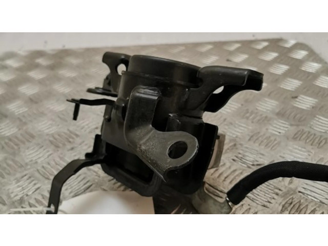 Подушка двигателя