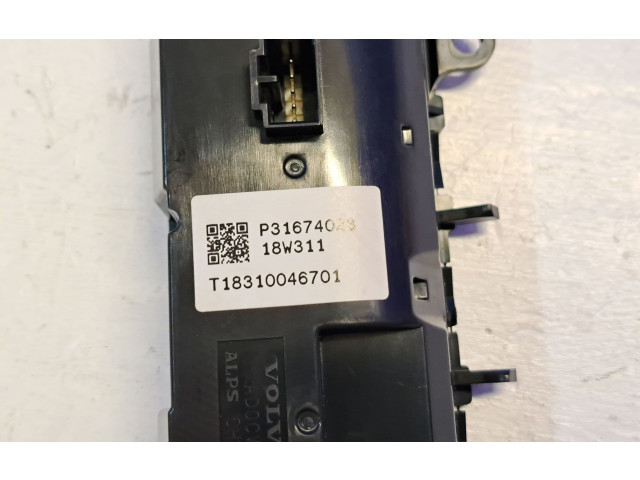 Блок управления климат-контролем 31674023 Volvo XC90