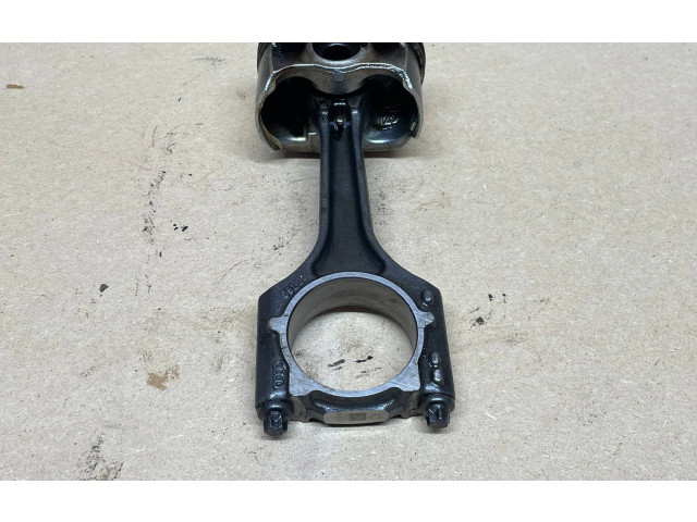 Píst 06HBP Audi A5 8T 8F