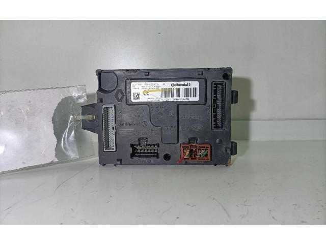 Блок предохранителей 284B10447R, 284B10447R   Dacia Sandero    