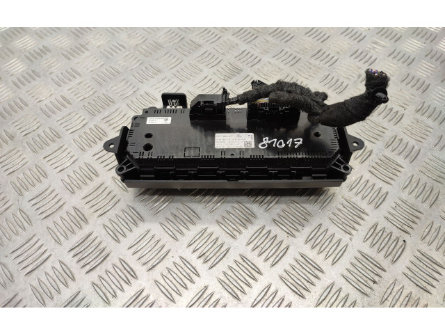 Блок управления климат-контролем KX7T19980HA   Ford Focus