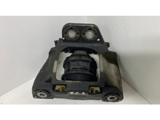 Подушка двигателя