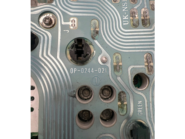 Přístrojová deska  Volvo 440 1995 0P0244021  