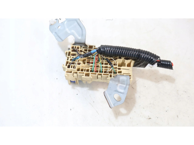 Блок предохранителей Infiniti Q50