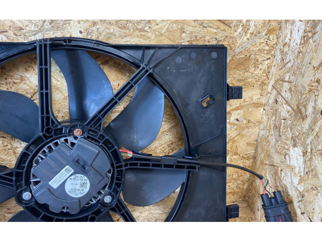 Вентилятор радиатора 5Q0121205C, 5Q0121207J Volkswagen Golf VII