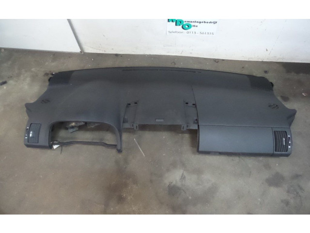 Подушка безопасности пассажира 106121006P1D, 106121006P1D Toyota Corolla Verso AR10