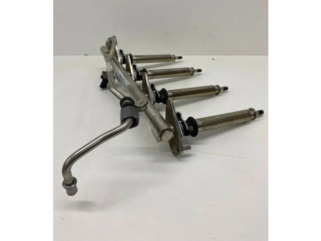 Vstřikovač A2740703800, A1770700532 Mercedes-Benz C AMG W205