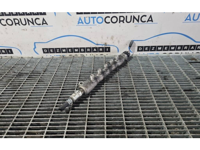 Vstřikovací lišta    Toyota RAV 4 (XA30)    2ADFTV 