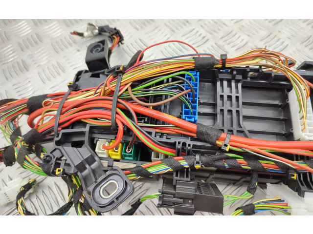 Блок предохранителей A2465400040   Mercedes-Benz A W176    