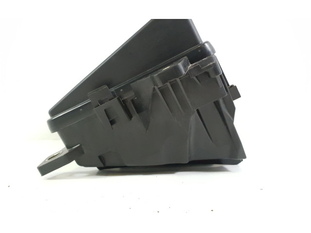 Блок предохранителей 31473770, 31398000 Volvo S60