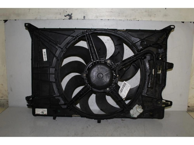 Вентилятор радиатора Jeep Renegade