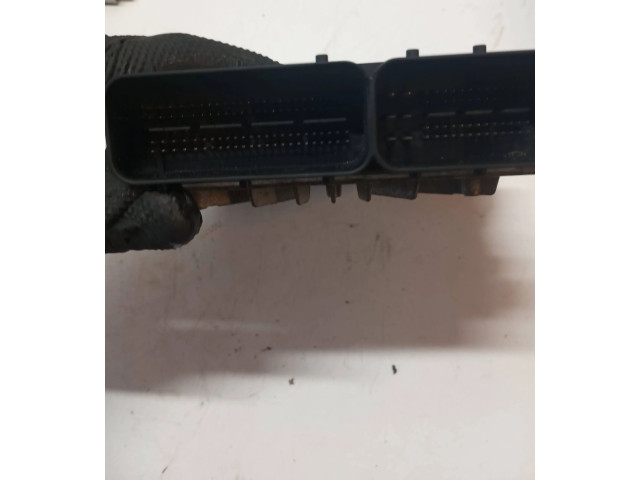 Блок управления двигателя P31303388, 0281015286   Volvo V70