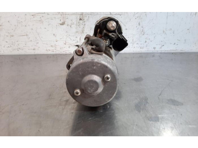 Стартер 02Z911024B Skoda Scala