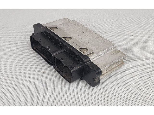 Řídící jednotka 04E907309CB, 0261S14671 Skoda Fabia Mk3 (NJ) 2009