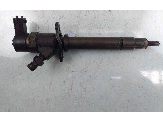 Форсунка 8658352, 8658352 Volvo S60 D5244T2