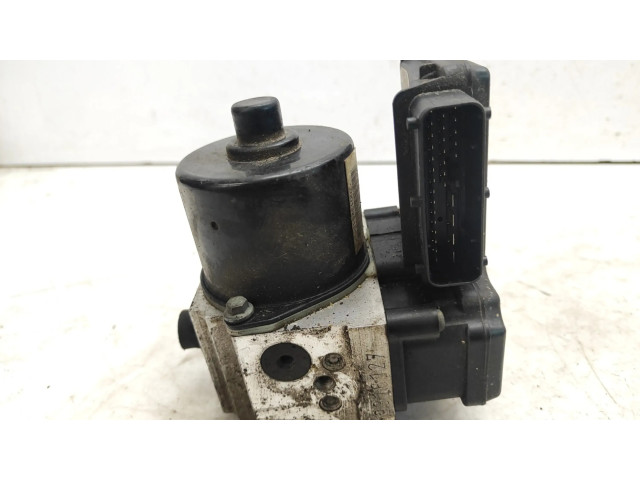 Блок АБС 13091801, 13216601F   Opel  Vectra B  1996-2002 года