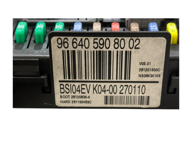   Pojistková skříňka 9664059080, 281201930C   Peugeot 3008  2010