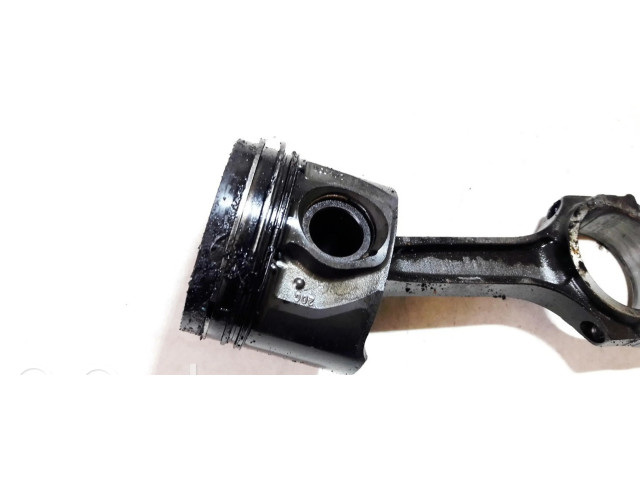 Píst 24655b Ford Mondeo Mk III pro naftový motor 2.0