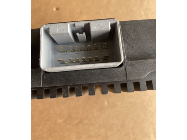 Įtampos keitiklis/ keitimo modulis