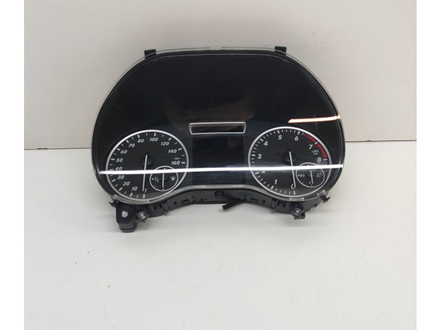 Přístrojová deska Mercedes-Benz A W176 2015 A1769007902