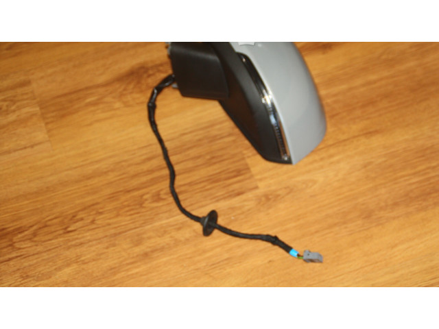 Зеркало электрическое Volvo XC40 - года