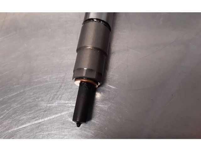 Форсунка 4L130277AE    Volkswagen Golf VII   