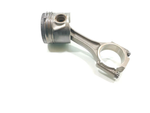  Поршень с шатуном    Volkswagen Eos  