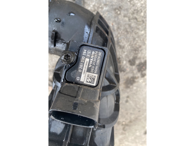 Интеркулер  31317905, 0261230294   Volvo S40 2.4