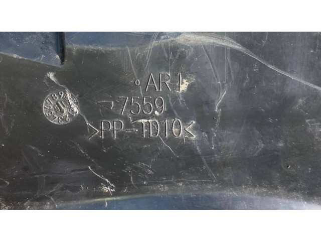 Pojistková skříňka 602730, 7559 Toyota Auris E180 2016