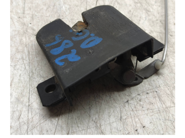 Zámek zadních dveří 7H0827506C Volkswagen Multivan T5 2013