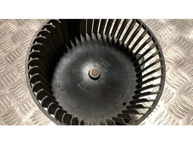 Вентилятор печки P00658333Z Opel Vectra B