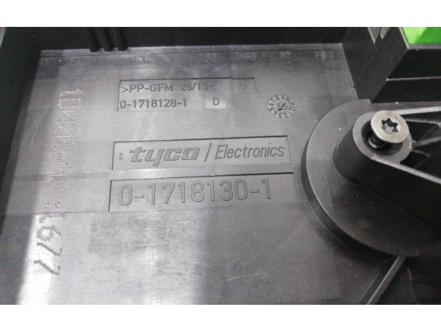 Pojistková skříňka 1K0937125A Seat Altea XL