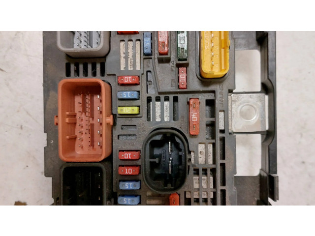 Pojistková skříňka Řídící jednotka BSM 9667044980, 13353935 Citroen C5 2010