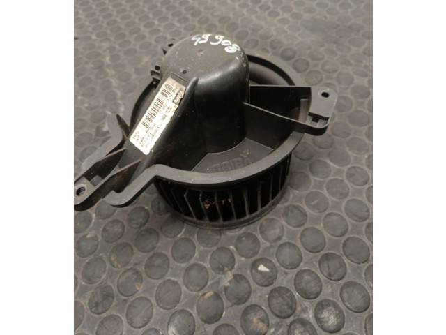 Вентилятор печки Citroen Berlingo