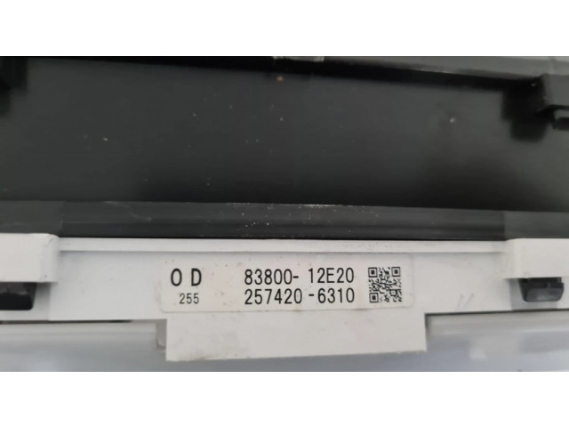 Přístrojová deska Toyota Corolla E120 E130 2005 8380012E20, 2574206310