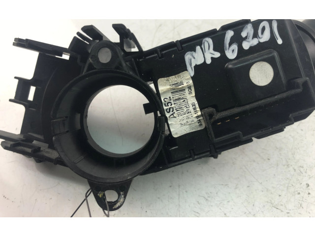 Подрулевой переключатель 3753MA2210   KIA Ceed