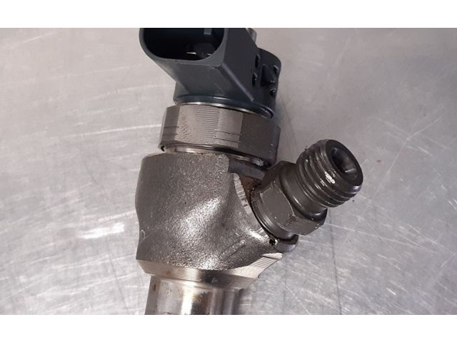 Форсунка 4L130277AE Volkswagen Golf VII