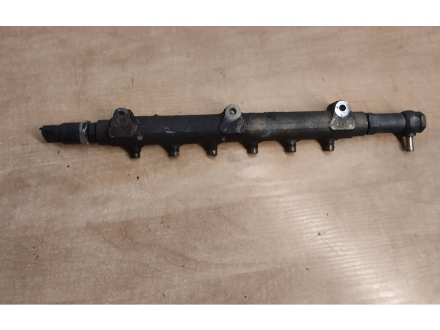 Топливная рампа 8658252, 001295L1 Volvo S60