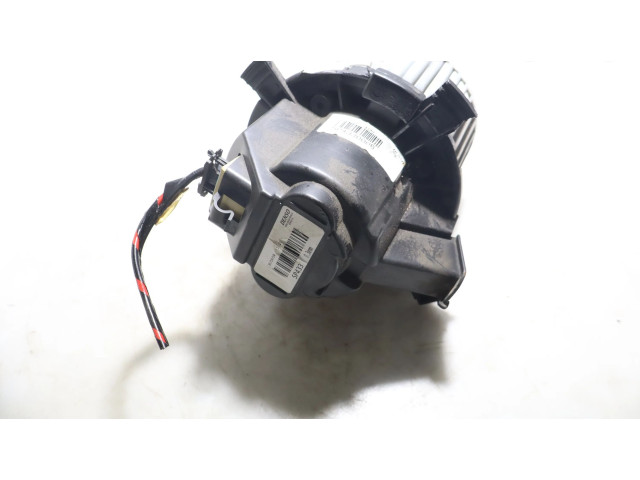 Вентилятор печки Peugeot 301