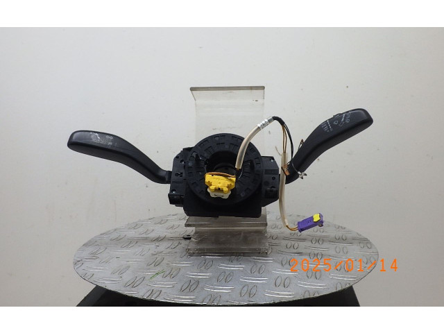 Панель приборов 6Q0953503EC Skoda Fabia Mk2 (5J)