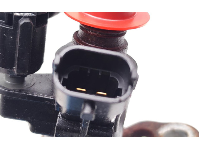 Форсунка 31303238, 0445116046    Volvo V70  D5204T2 