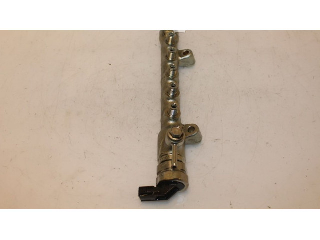 Топливная рампа Mazda CX-5 II для двигателя SHVPTS