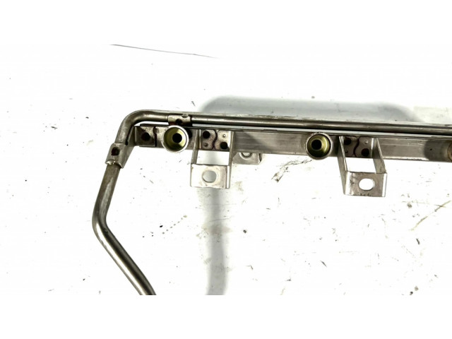 Vstřikovací lišta 1437442, 143982702 BMW 5 E39 pro benzínový motor 3.0 306S3 M54B30