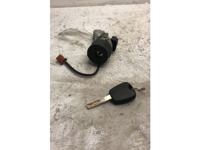 Комплект блоков управления    Peugeot Partner