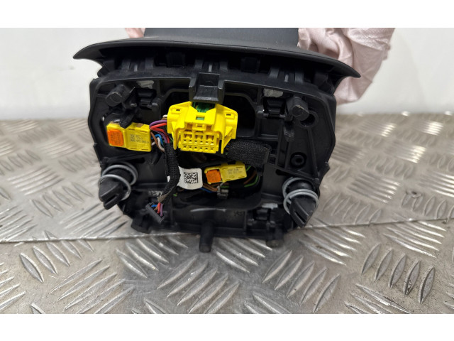 Подушка безопасности водителя 80A880201G Audi Q5 SQ5