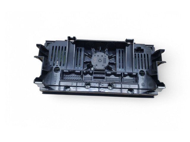 Блок управления климат-контролем 8U0820043J Audi Q3 8U