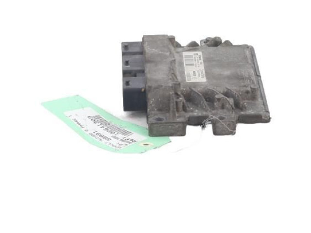 Блок управления двигателя 8200774747 Renault Twingo II