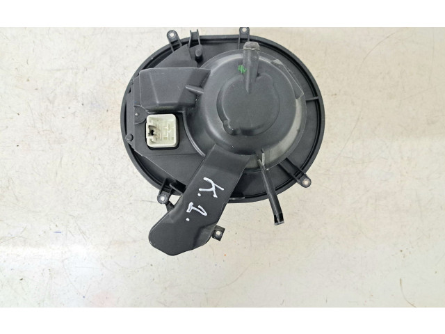 Вентилятор печки       Volvo V70