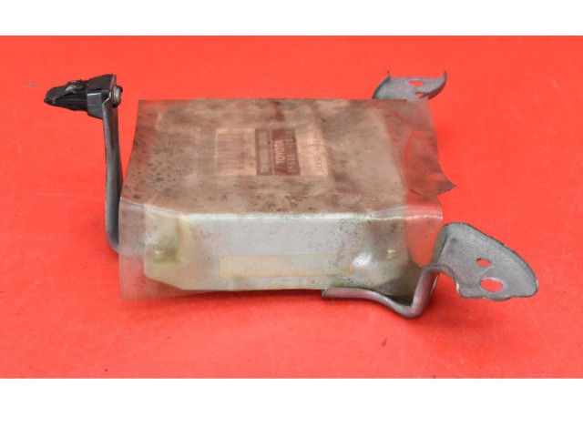 Блок управления коробкой передач 89535-47020, 89535-47020 Toyota Prius (NHW20)