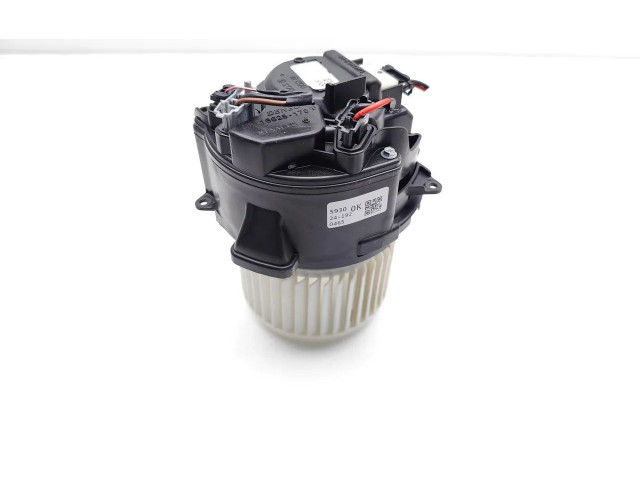 Вентилятор печки MR116244, 145106108 Renault Clio V